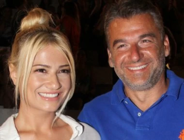 Φαίη Σκορδά και Γιώργος Λιάγκας: Κοινές διακοπές, μαζί με τα παιδιά τους στην Τήνο (φωτο)